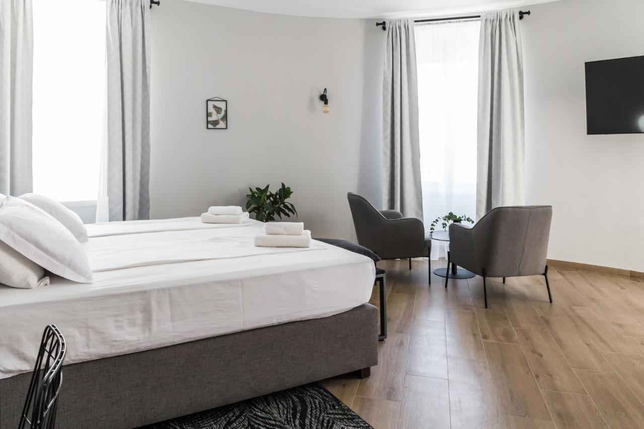 Dolac Apartments Риека Экстерьер фото