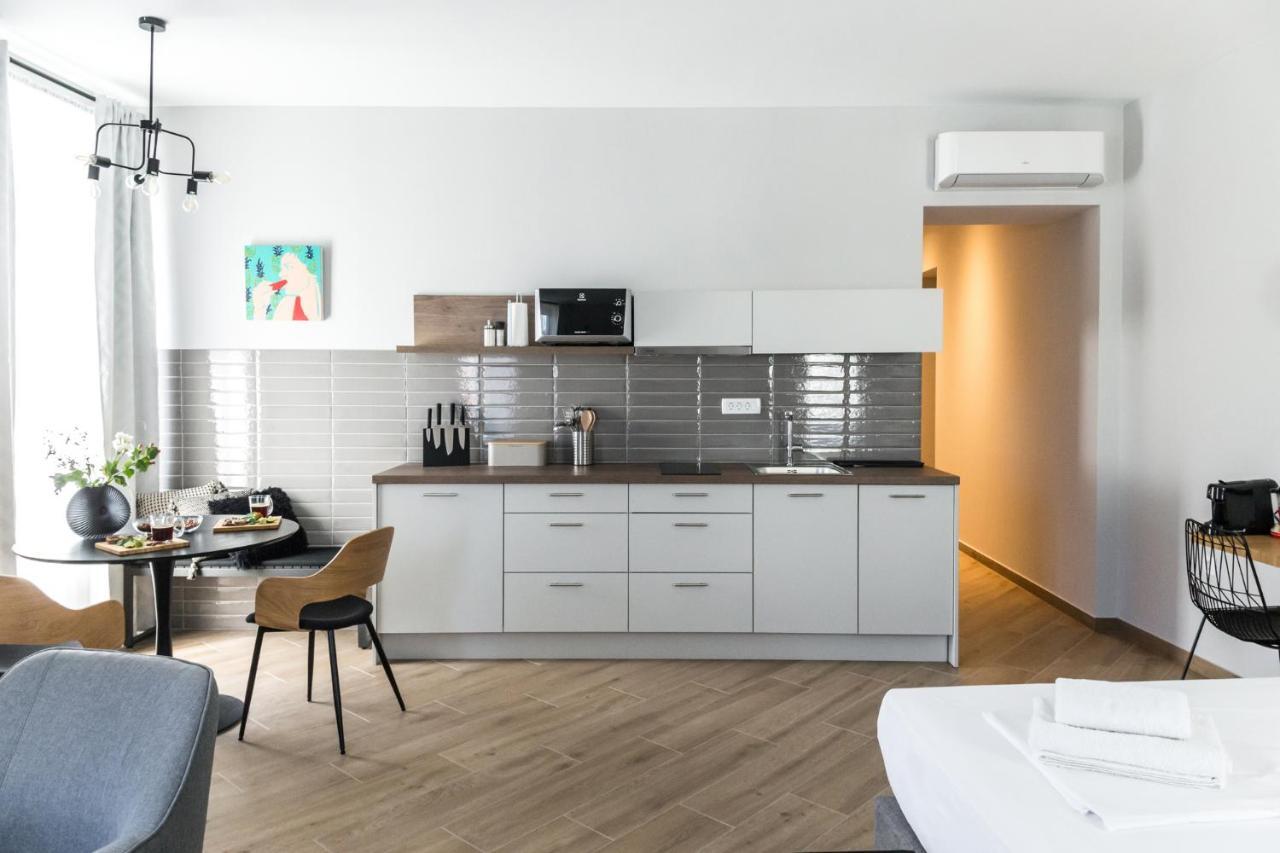 Dolac Apartments Риека Экстерьер фото