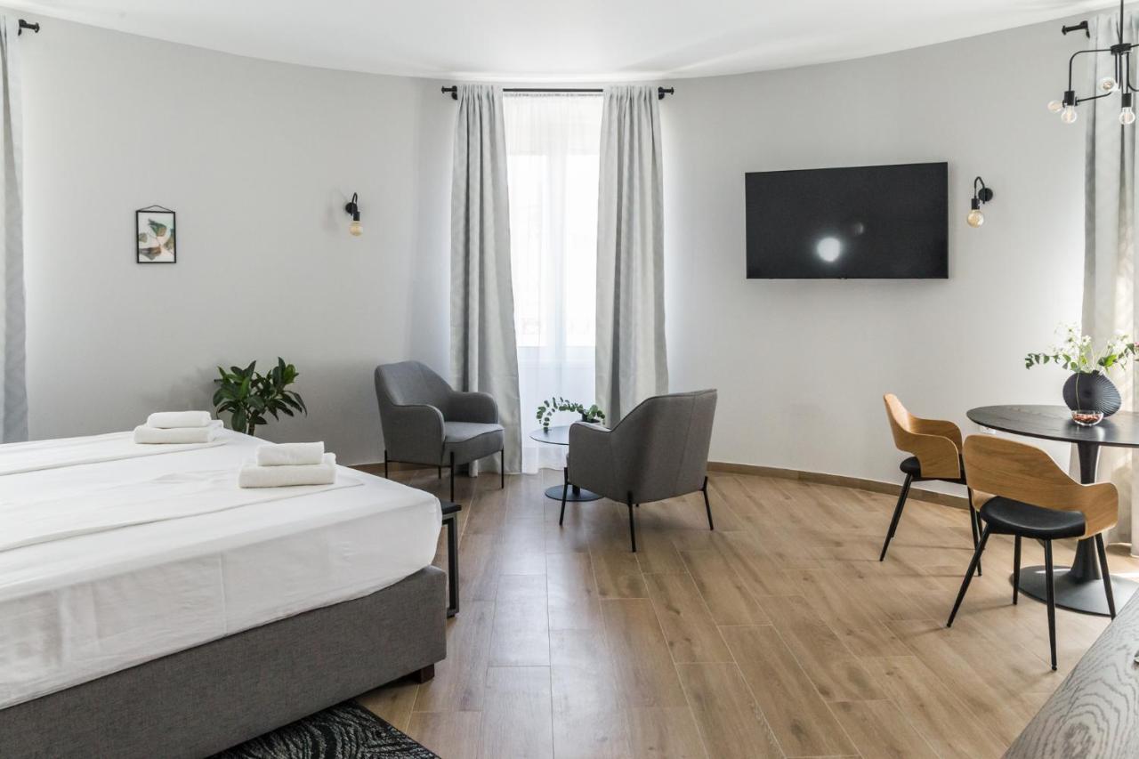 Dolac Apartments Риека Экстерьер фото