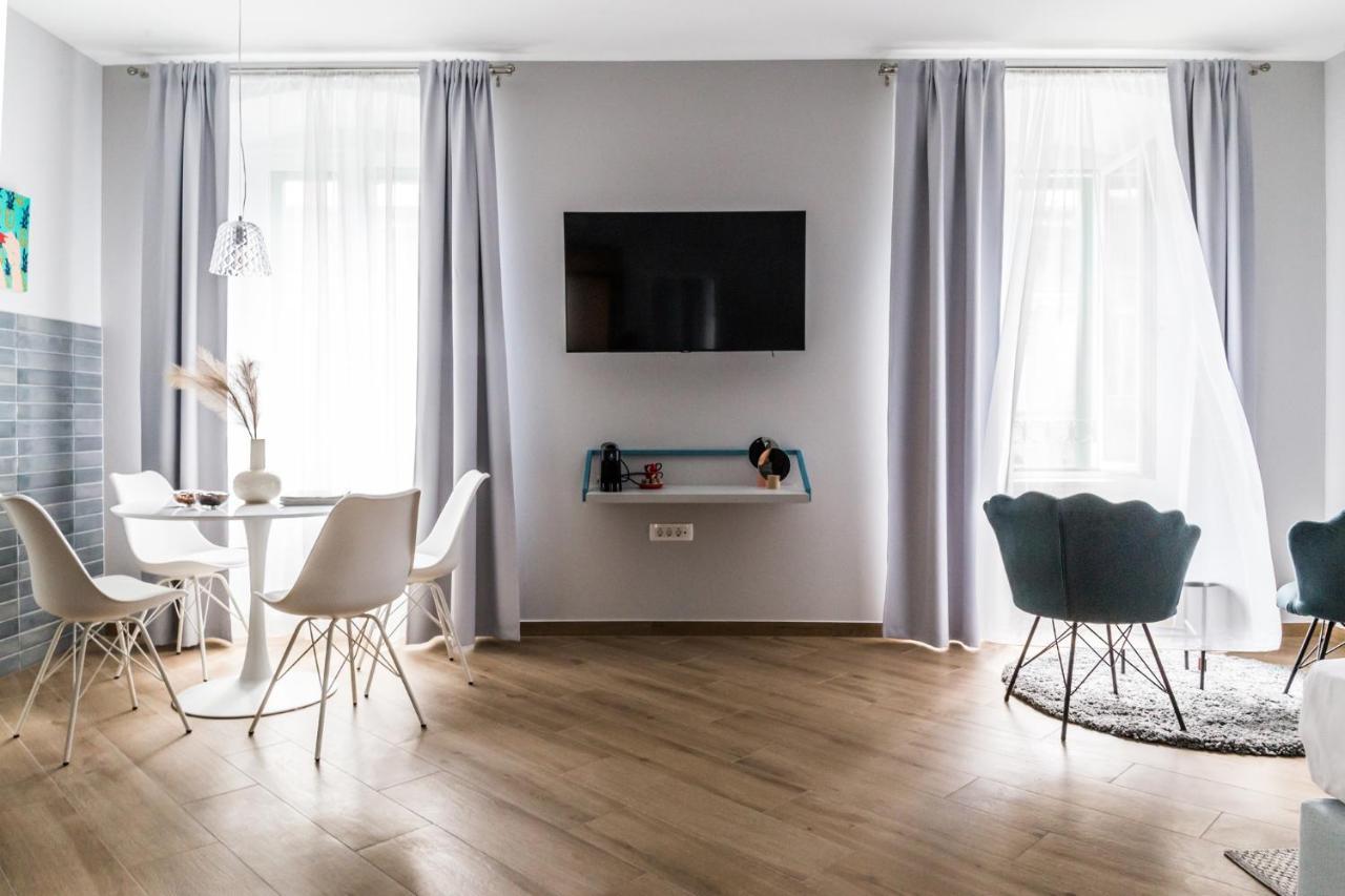 Dolac Apartments Риека Экстерьер фото